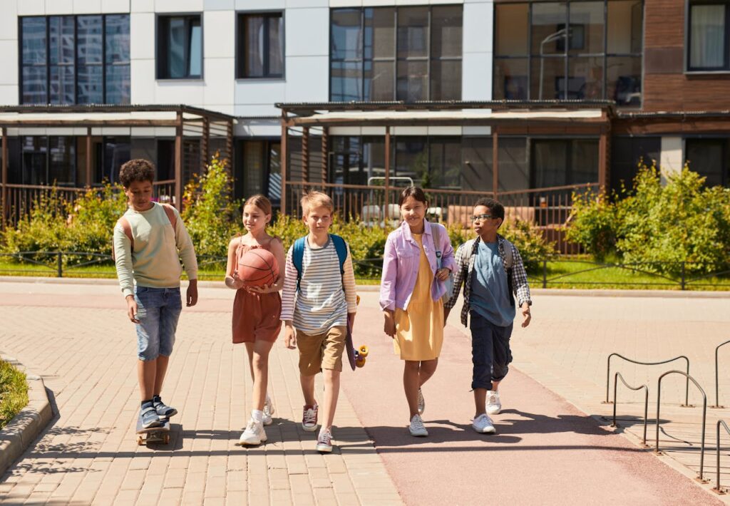 school children traveling 